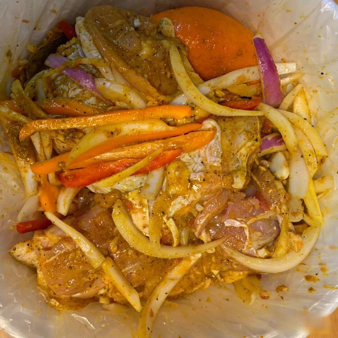 爆炸你的味蕾:澳门特色葡式菜-非洲鸡