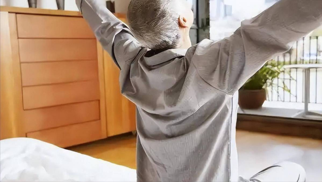 中医提醒:奉劝大家别不信,冬天晚上没事的话,不要睡得太早