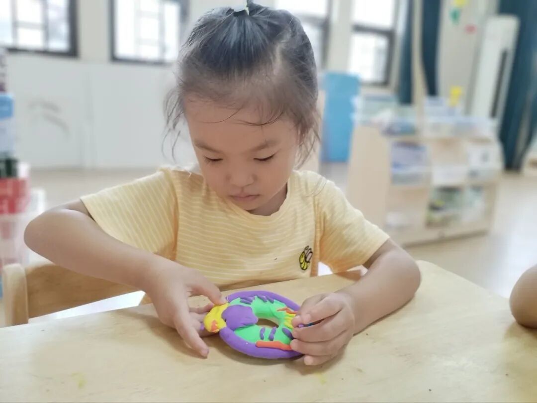 小世界核心素养课程——圈住甜蜜