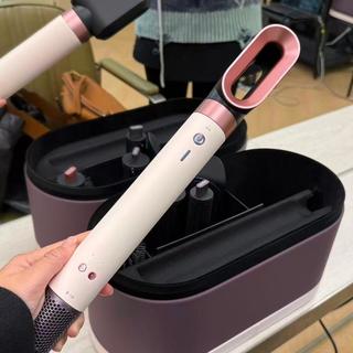 高颅顶+大波浪真能一键搞定?戴森HS09实测:这笔钱花在圆筒梳和智能温控上才值
