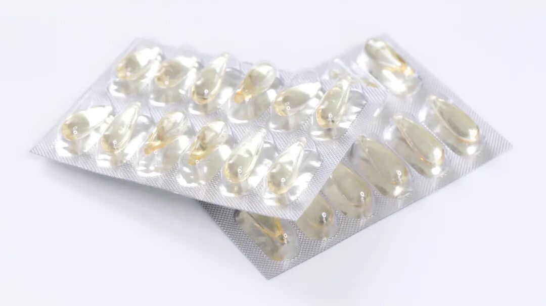饮用牛奶也有“门道”?老人喝奶补钙得注意3点,或能加强成效