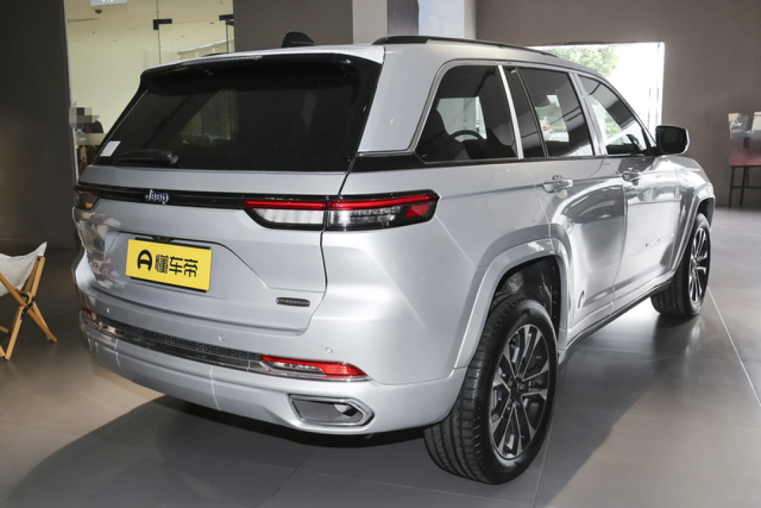 新车|27.99万元起/插混中大型SUV,Jeep大切诺基4xe推新春置换价