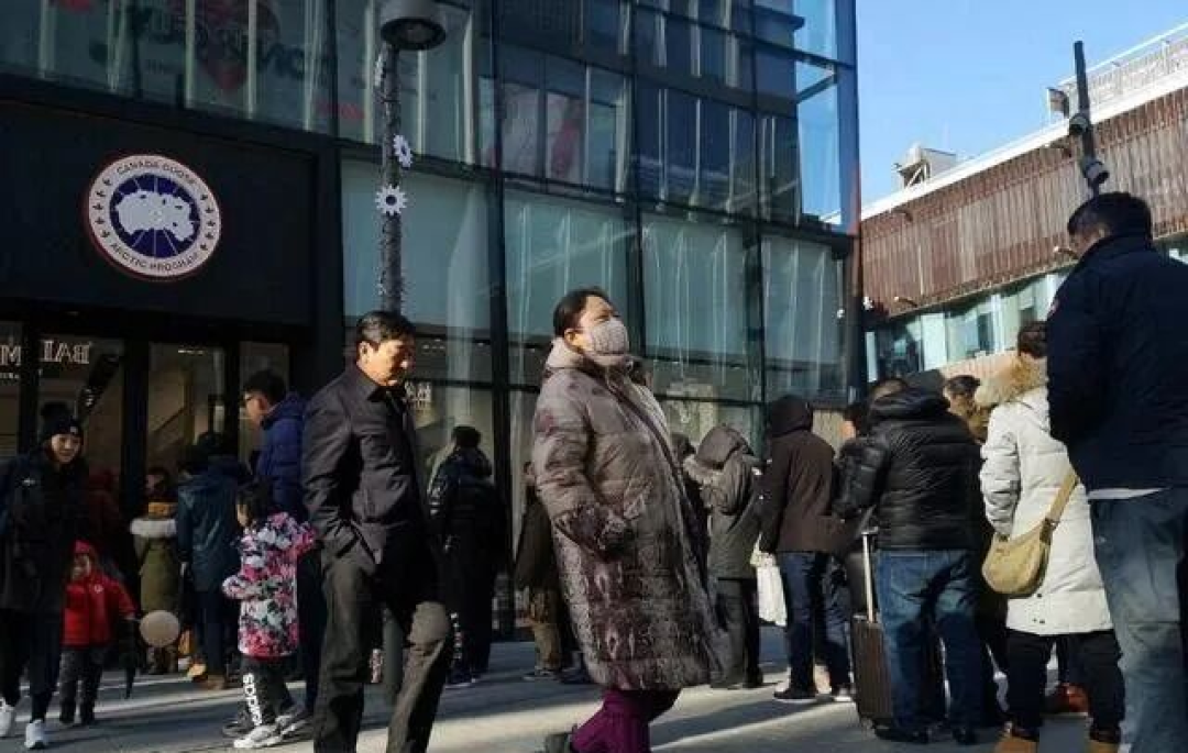 4个被国人“过度吹捧”的羽绒服，自以为高级，实际都是智商税！