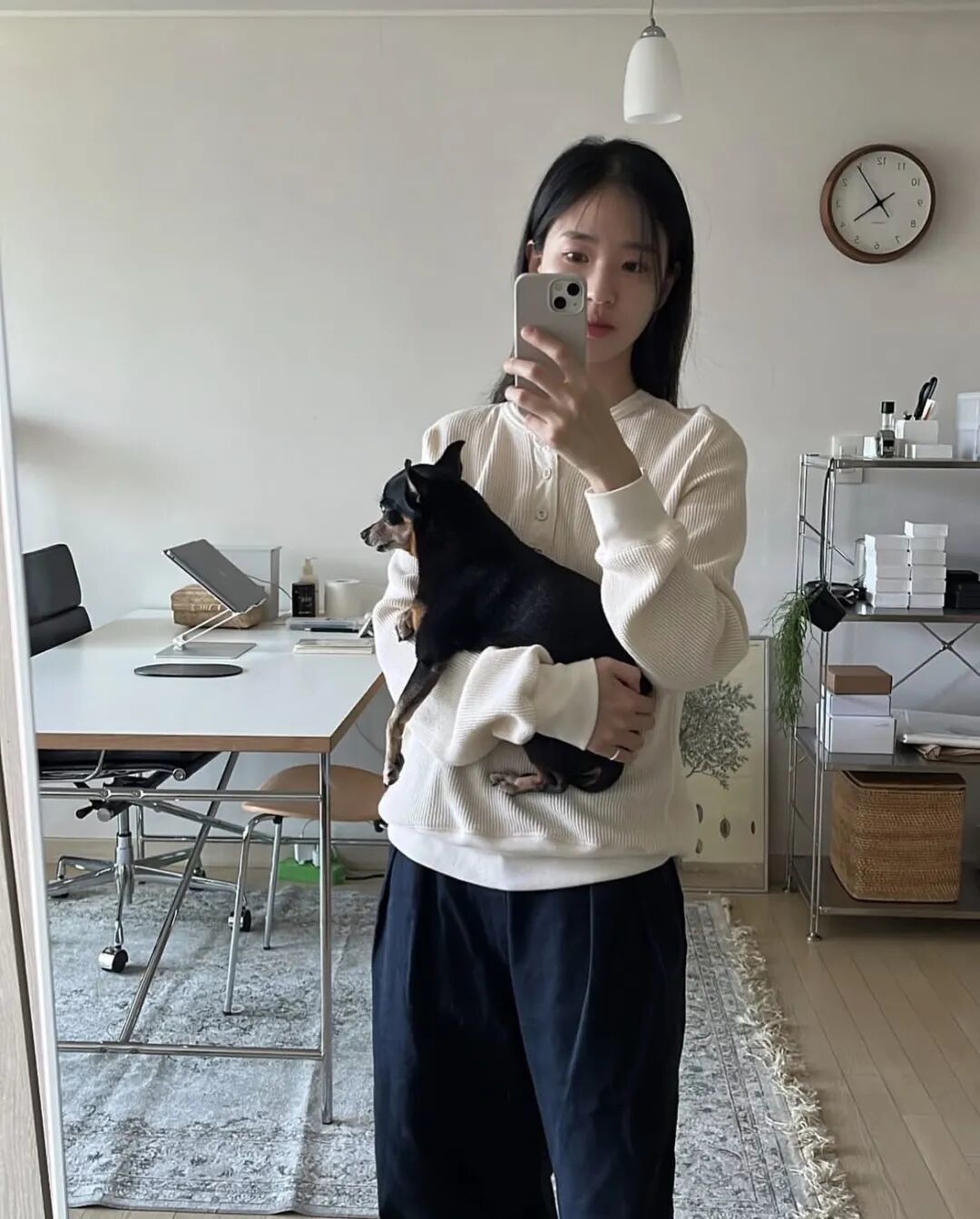 清冷松弛感教科书 | 跟着她学穿成氛围感氧气美女