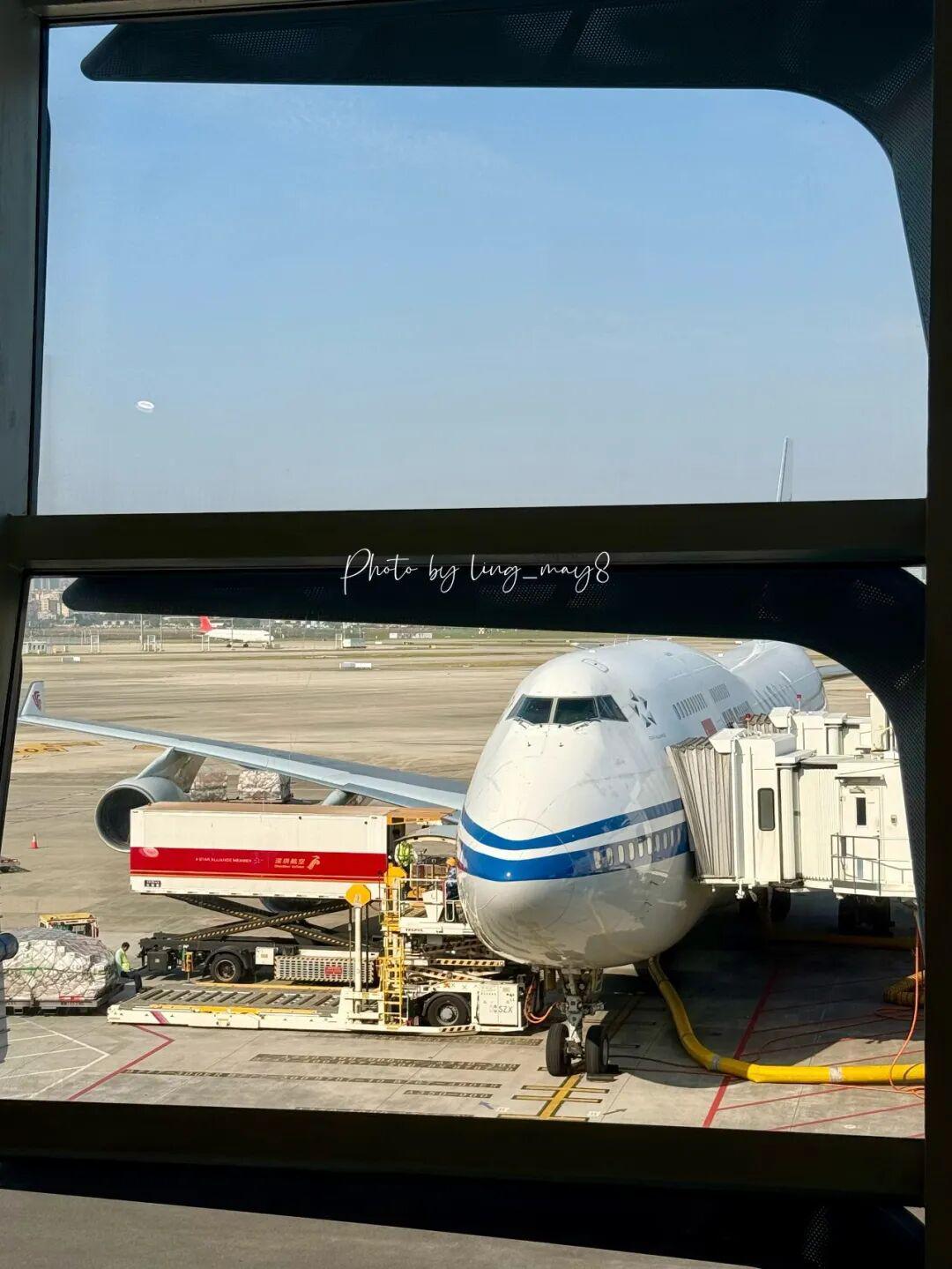 Amazing!一次坐上747-400客机