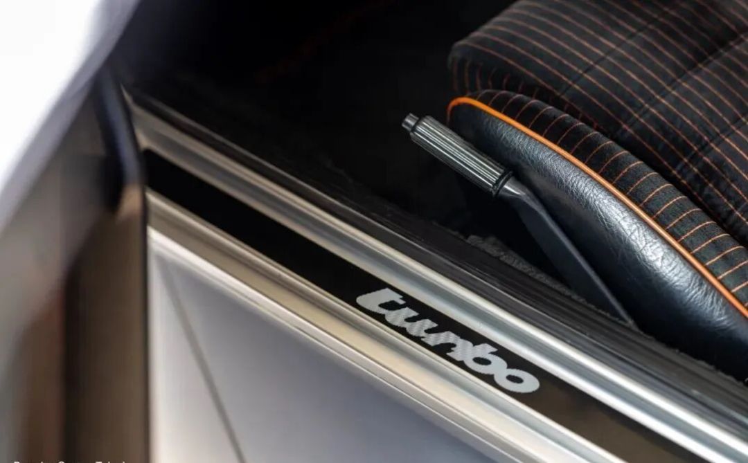 保时捷924 Carrera GT:它不完美,却让人着迷