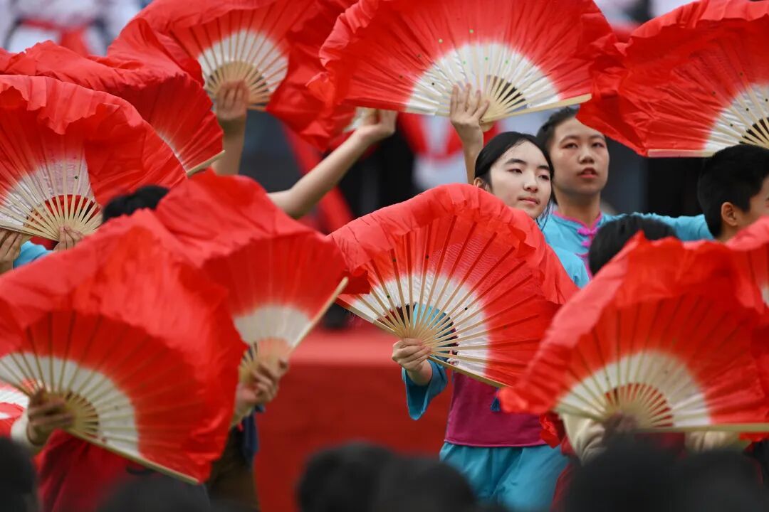 当舞台遇见尼康Z9+600mm F4:一场摄影与情怀的沉浸式记录