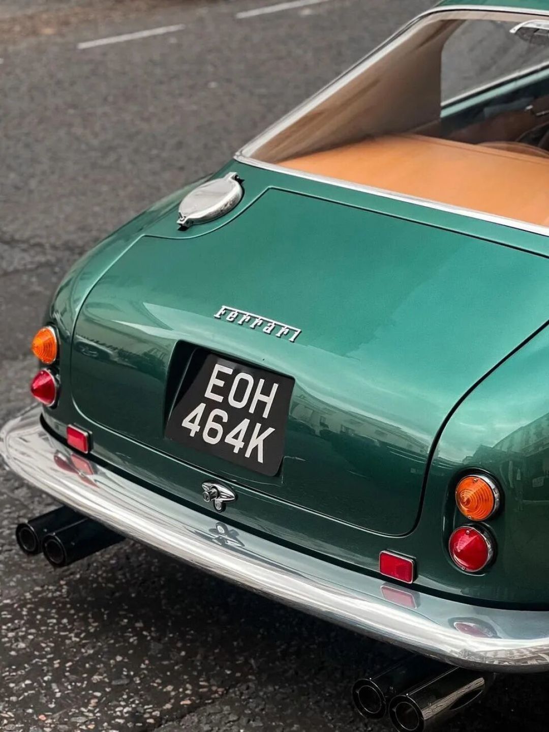 这台法拉利250 GT SWB搭载V12引擎啊!既优雅又满满的暴力美学!