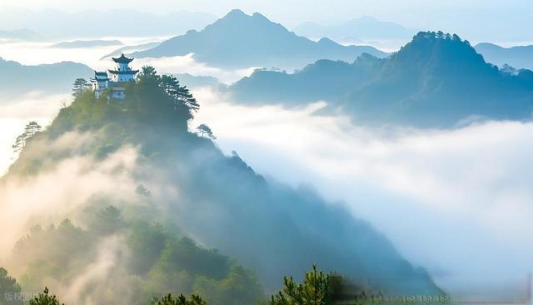 齐云山 2 天 1 夜攻略:赏云海看非遗,徒步路线全落地