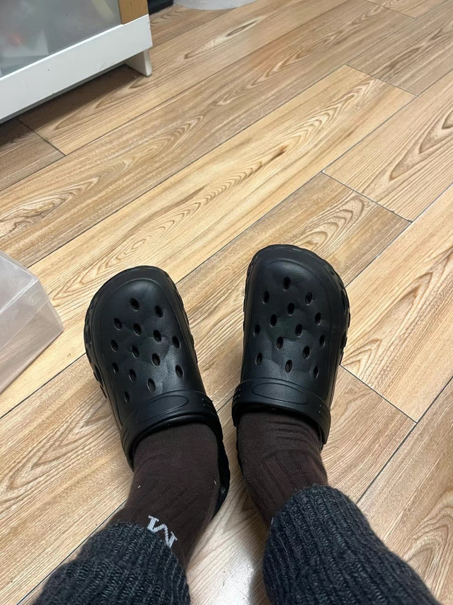 宝藏单品 洞洞鞋