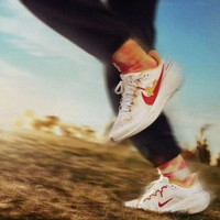 红金堆砌≠真限定！马年限定鞋怎么选？看这4个维度避开伪限定陷阱