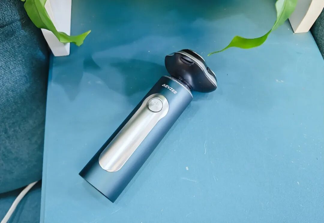 口碑最好用的剃须刀有哪些?10大男士排行榜汇总,体面出行靠它