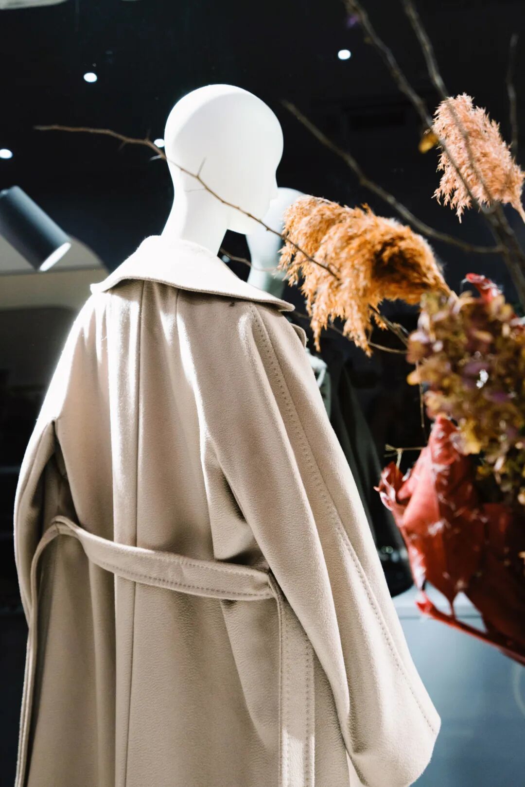 时尚资讯|IMFD与20 Fashion一起助力中国非遗工艺亮相参加米兰时装周