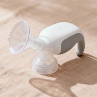 吸奶器不会越吸越少，但用错方式真的会堵奶！四款免手扶机型实测：续航、防漏、清洁三大维度，这样选才不踩雷