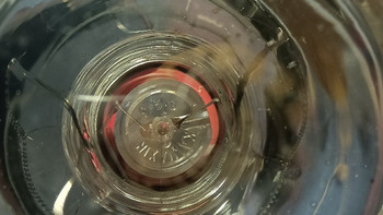 用饲养场照猪的灯来当取暖神器，一个月取暖费不超过20元！ 