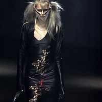 品牌档案 | 野性丛林的时装寓言 Alexander McQueen 1997秋冬成衣系列