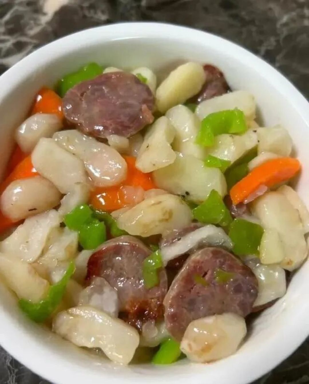 冬天女人要想皮肤水润,常吃4种补水菜,营养滋润,价格还实惠