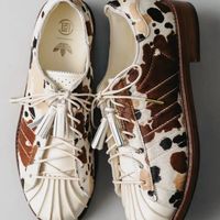 CLOT x Adidas ：这款马年限定真的一眼难忘！醒目而优雅～