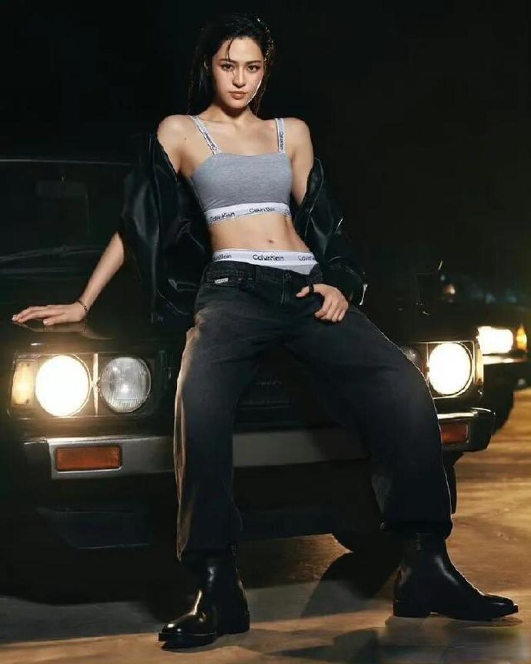 邝玲玲 × Calvin Klein|把美式性感穿成松弛的都市野蔷薇