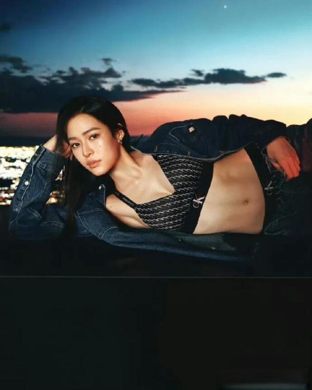 邝玲玲 × Calvin Klein|把美式性感穿成松弛的都市野蔷薇