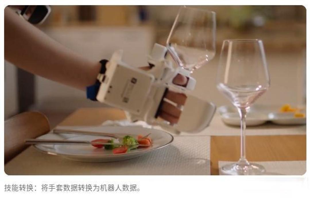 umi 登场被称「具身智能数据平权时刻」,这对具身智能发展意味着什么?
