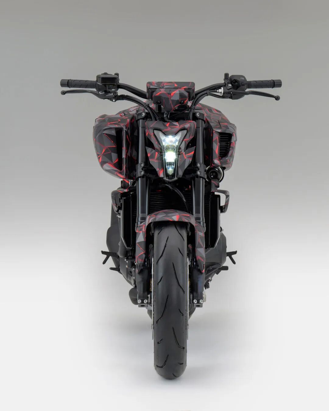 本田增压 V3新车,超前的不对称设计你能接受吗?