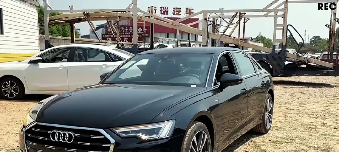 跑了5个月才敢说实话:雷克萨斯ES和奥迪A6,差距真不是一点半点