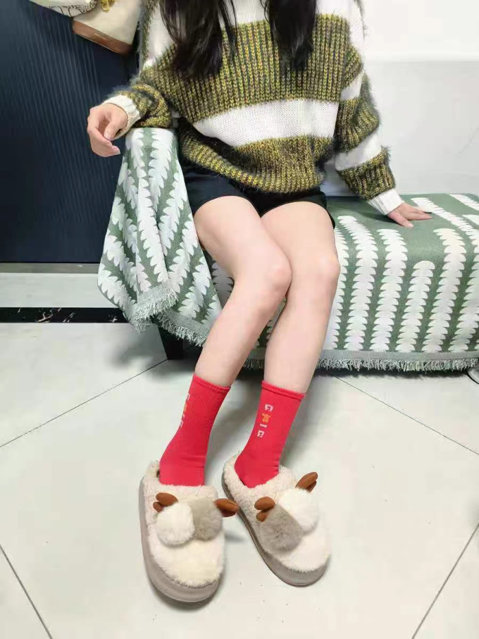 勋阳宇乐女袜