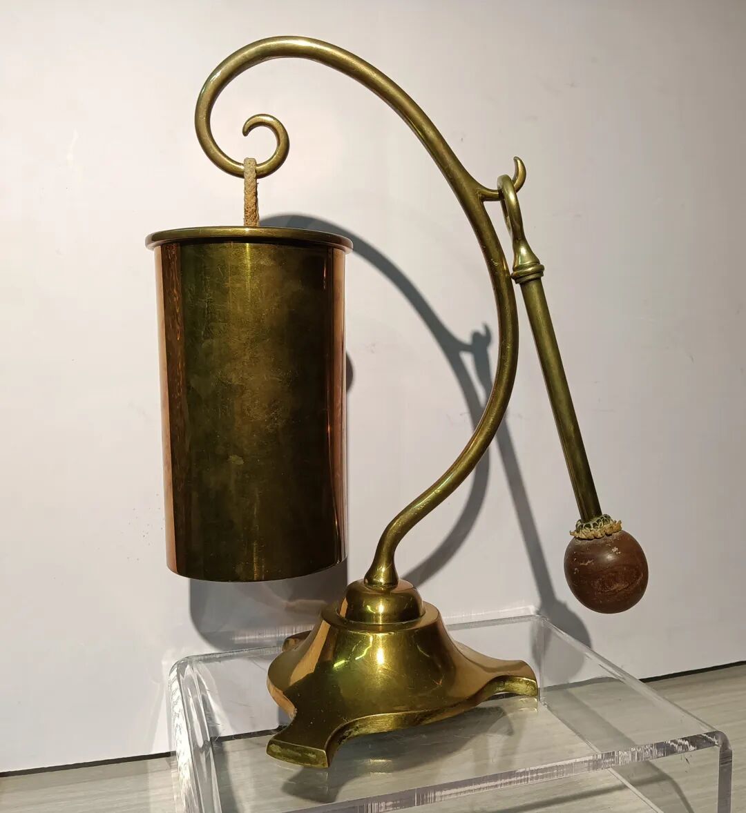 怎样给炮弹壳艺术品命名：融史于形，赋器以意
