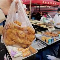 哈尔滨早餐有多硬核?扒肉当早饭,油条都有巧克力味的!