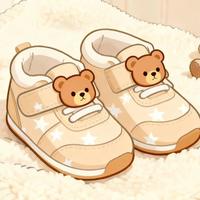 碳板学步鞋是坑？儿科专家拆解：前掌1/3弯折+后跟硬度45°才是真刚需