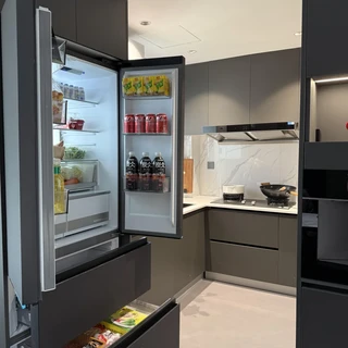 美的550冰箱零嵌设计：真能完美融入厨房还是营销噱头？1200+用户观点大PK