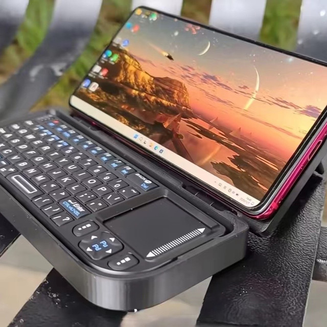 三百元的红米k20pro手机，可以魔改成 win11电脑，办公娱乐很棒！