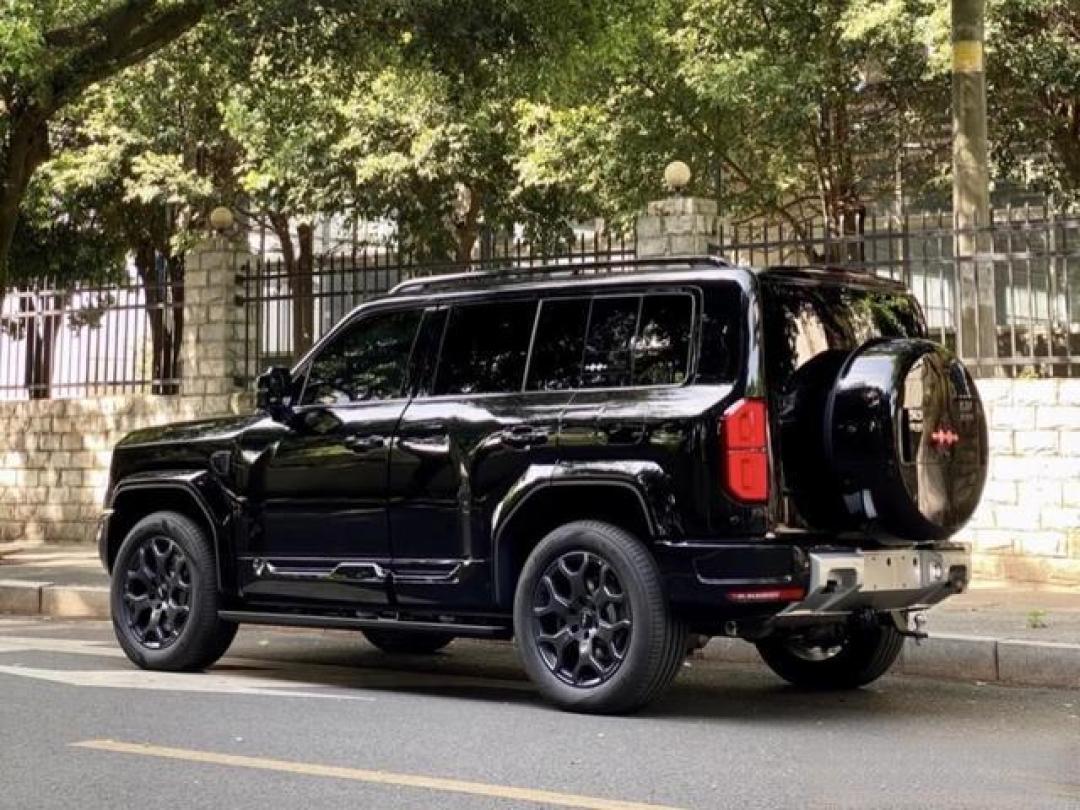方程豹 豹5长续航版:30万内硬派插混SUV,为啥我放弃钛7选了它?