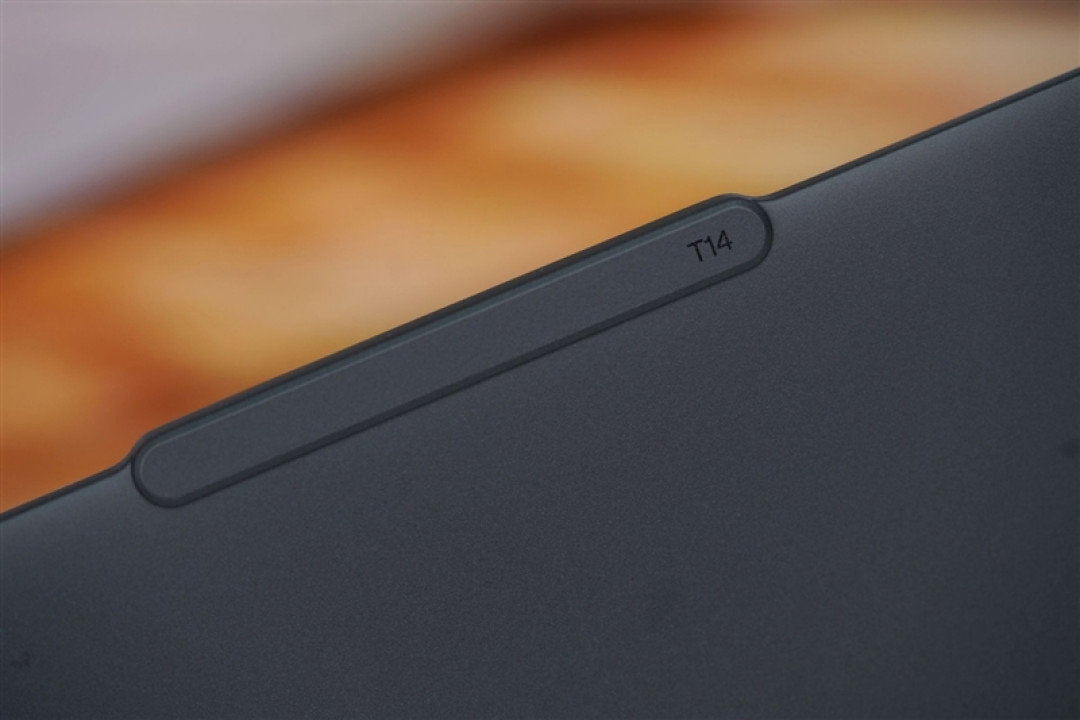 AI加持下的精英商务本 联想ThinkPad T14 Gen6笔记本评测:28W锐龙能效喜人 内建NPU更灵活