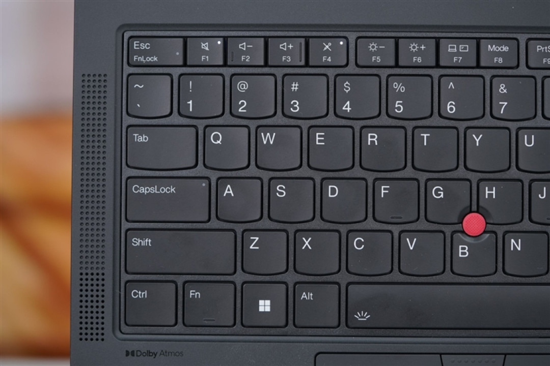 AI加持下的精英商务本 联想ThinkPad T14 Gen6笔记本评测:28W锐龙能效喜人 内建NPU更灵活
