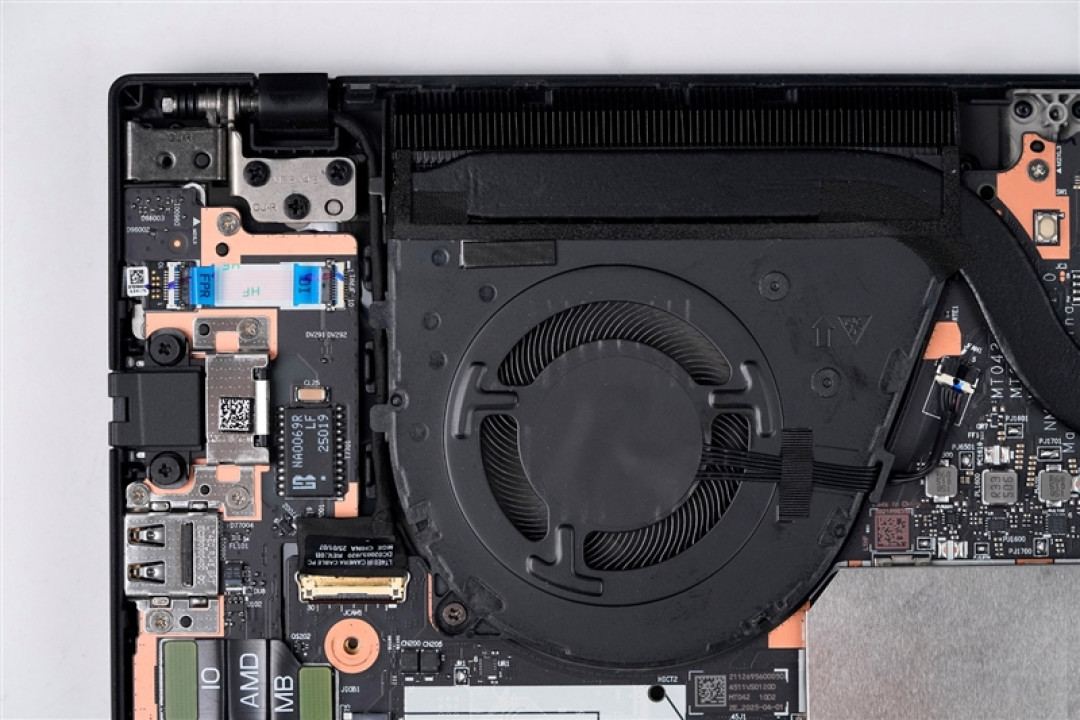 AI加持下的精英商务本 联想ThinkPad T14 Gen6笔记本评测:28W锐龙能效喜人 内建NPU更灵活