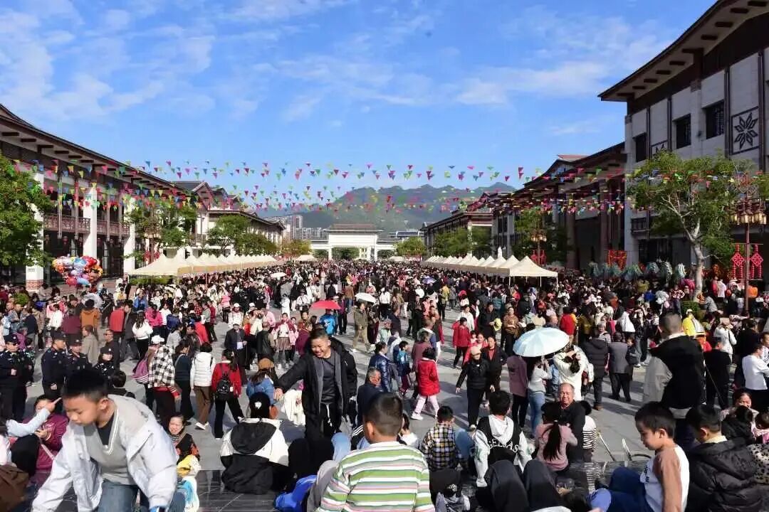 乳源新春非遗盛宴|国家级大戏《乐昌公主》首演,瑶乡年味拉满!