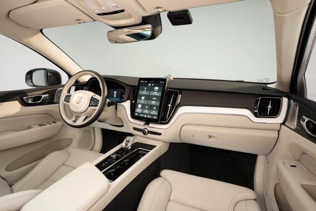 解构沃尔沃XC60安全密码：从钢筋铁骨到智能守护的全维度硬核实力