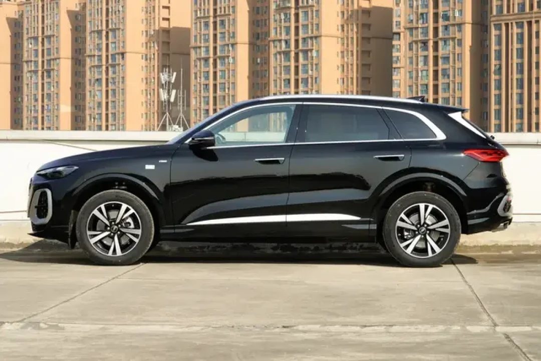 2026款奥迪Q5L 2.0T智混豪华型深度测评:科技豪华家用SUV均衡之选