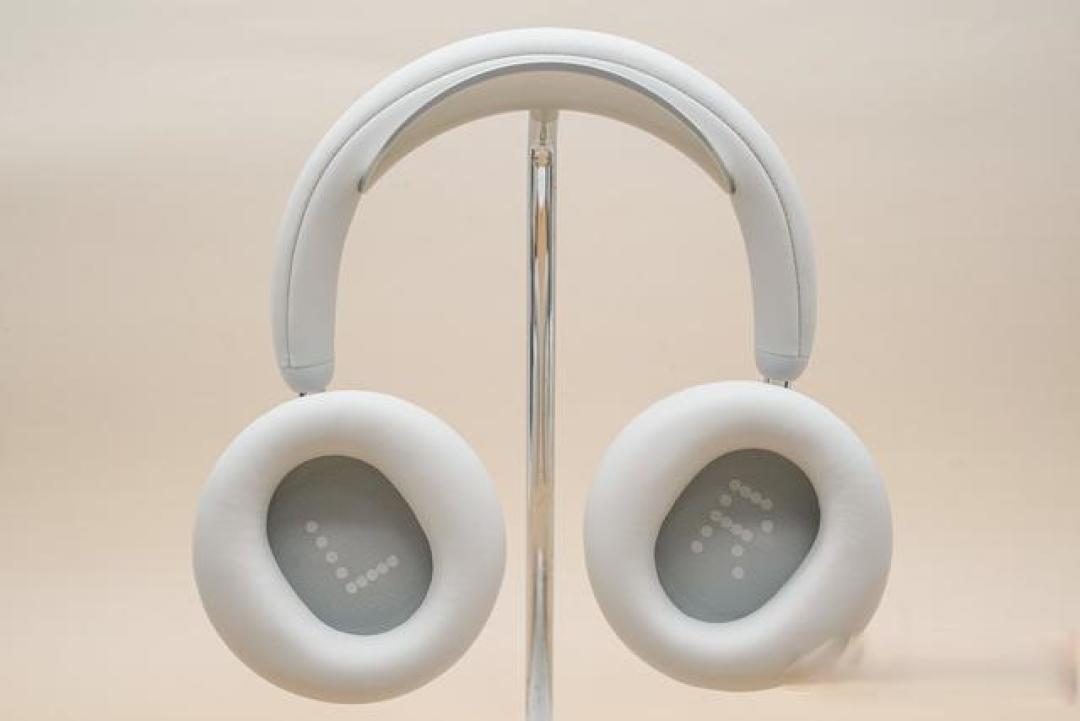 评测｜CMF Headphone Pro：复古百小时续航，出色的头戴式耳机答卷