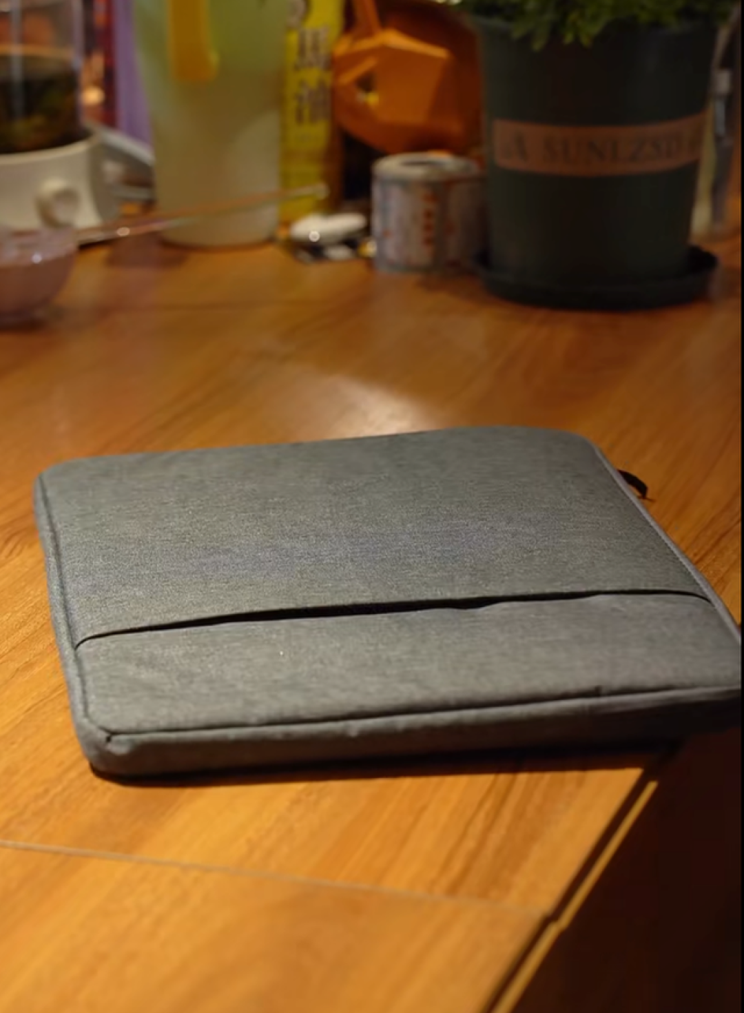 MacBook的第二块屏:EHOMEWEI Q5便携显示器体验评测