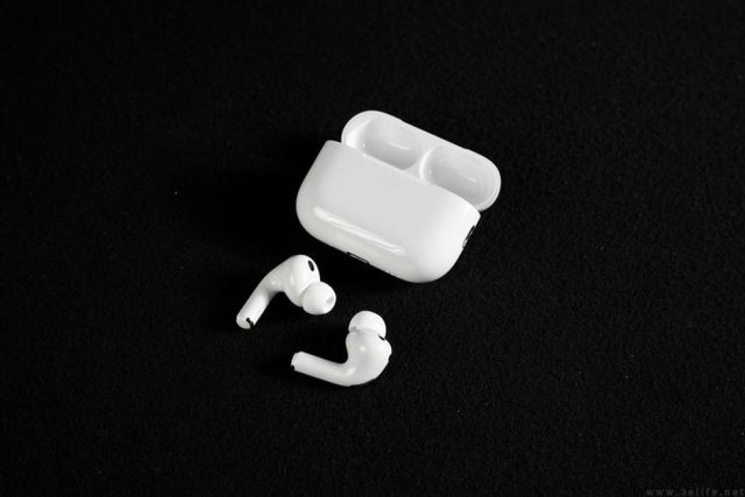 苹果AirPods Pro 3详测:佩戴更稳,降噪依然无敌