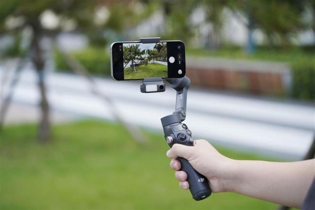 1+1大于2!大疆DJI Osmo Mobile 8套装评测:轻松拍摄制作更专业内容