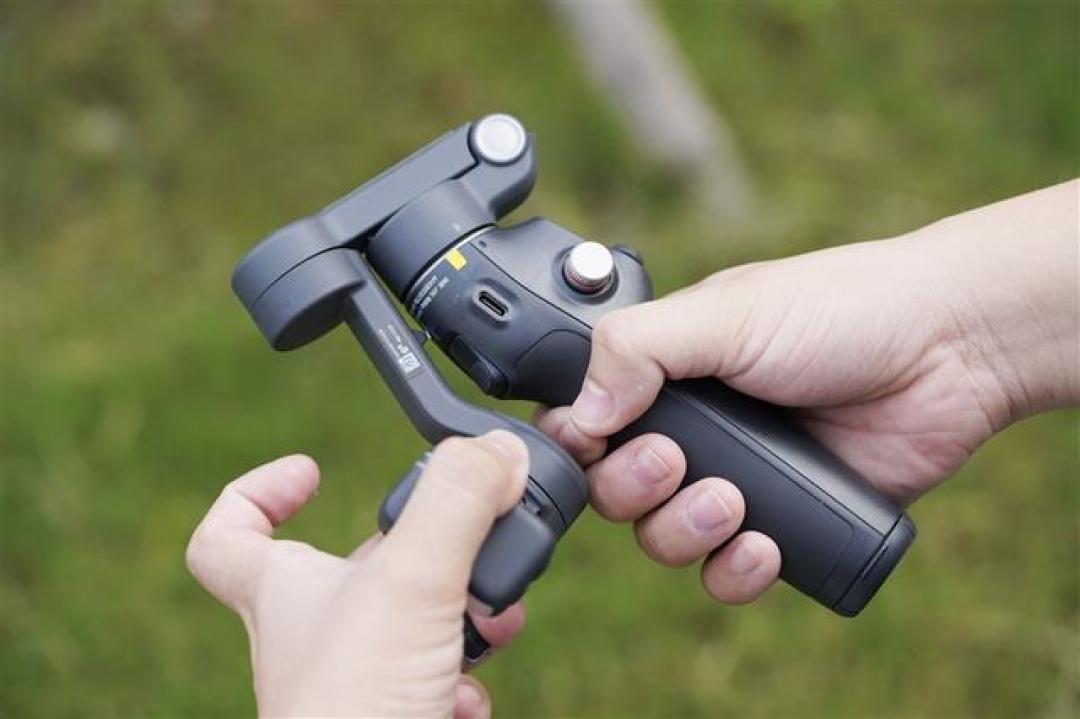 1+1大于2!大疆DJI Osmo Mobile 8套装评测:轻松拍摄制作更专业内容