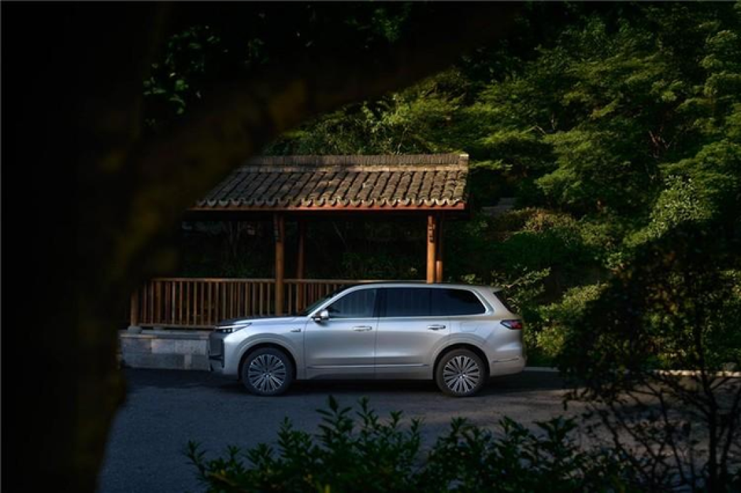 银河M9购车手册:大六座插混SUV,自研L2辅助驾驶,推荐次顶配