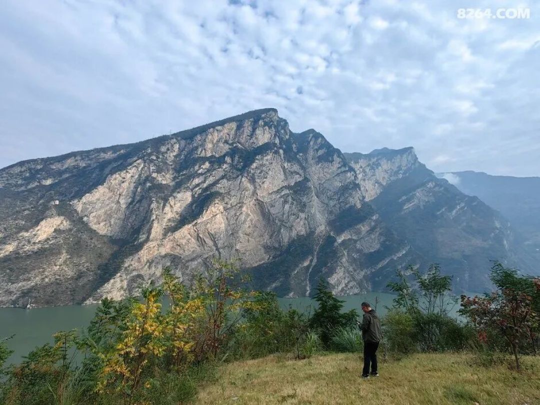 正值三峡红叶季,我用脚步去寻觅——2025年11月长江三峡徒步