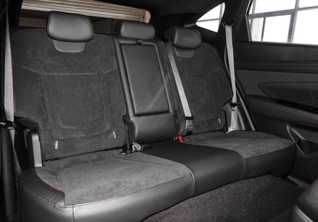 15万SUV,全新现代途胜“发力了”,1.5T+8AT内饰给12英寸连屏