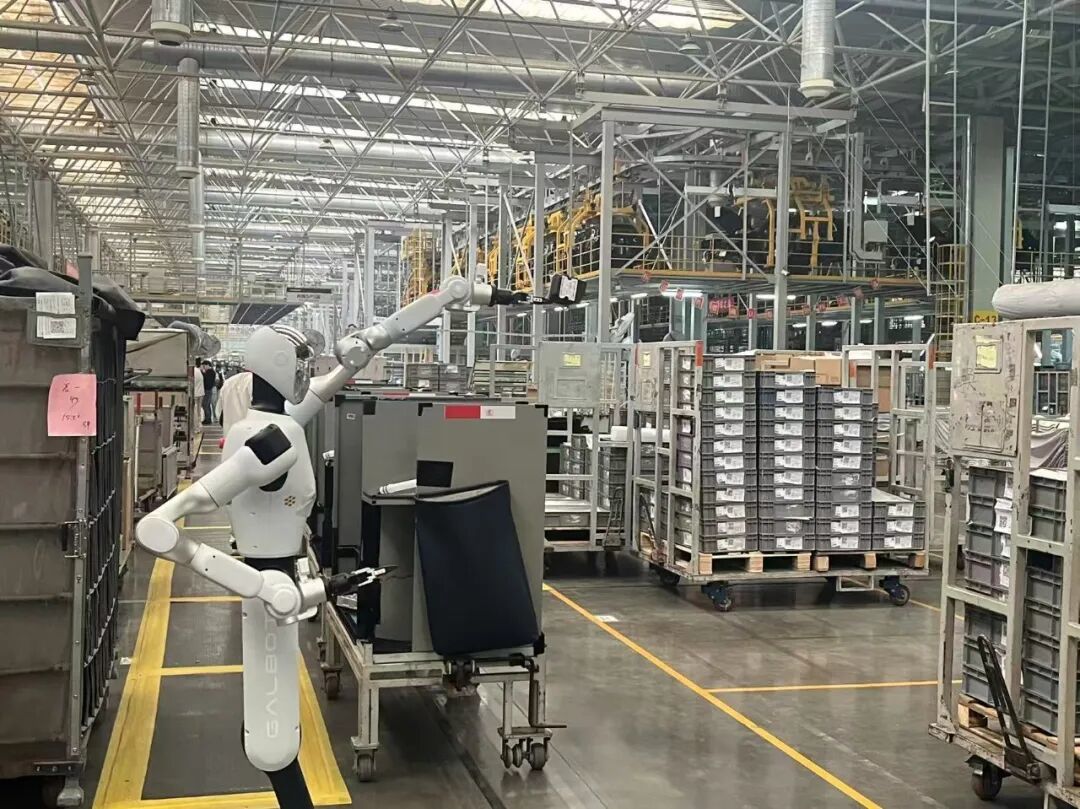 年产1000万+数据的工业具身机器人训练场正式启用！7大实训场景破局“数据荒漠”