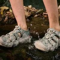 中国中产三件套，被一双“臭鞋”抢了风头